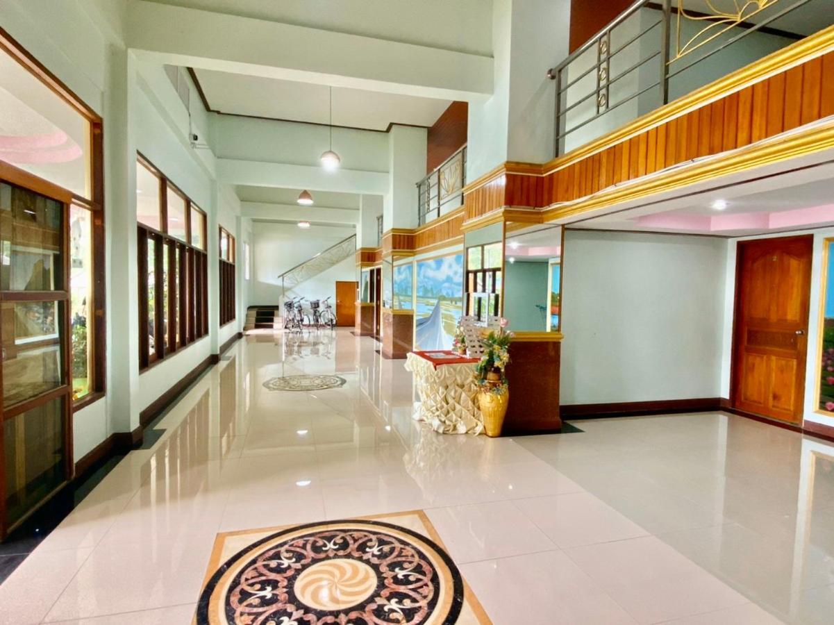 Sor Phattalung Hotel Phatthalung Exterior photo
